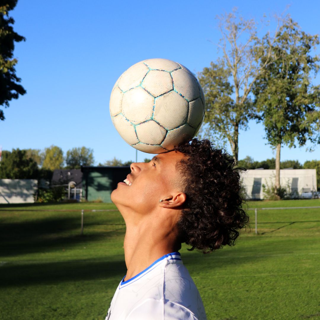 FODBOLD<wbr>UDSTYR</wbr>